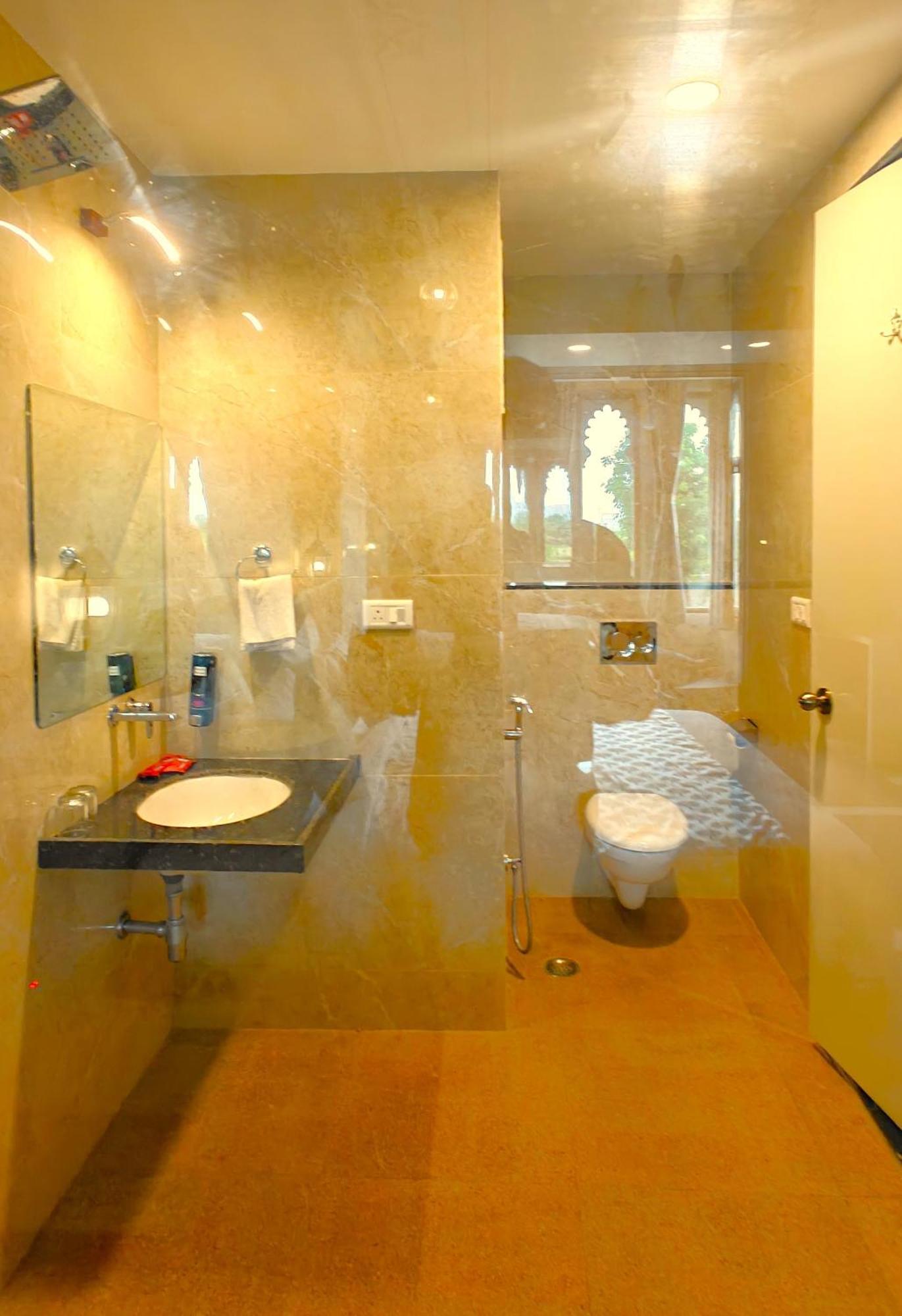 The Biletha Bagh Hotel Удайпур Екстериор снимка